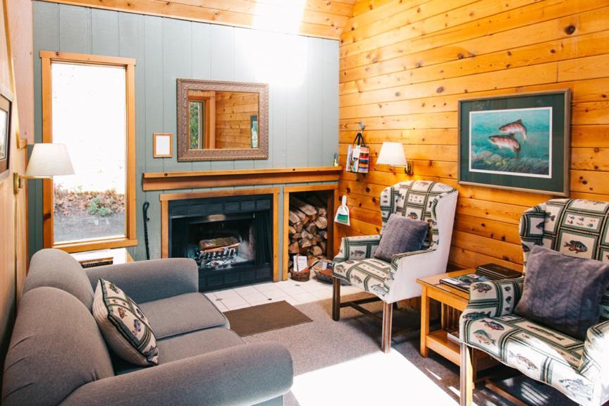 Steamboat Inn Idleyld Park Экстерьер фото